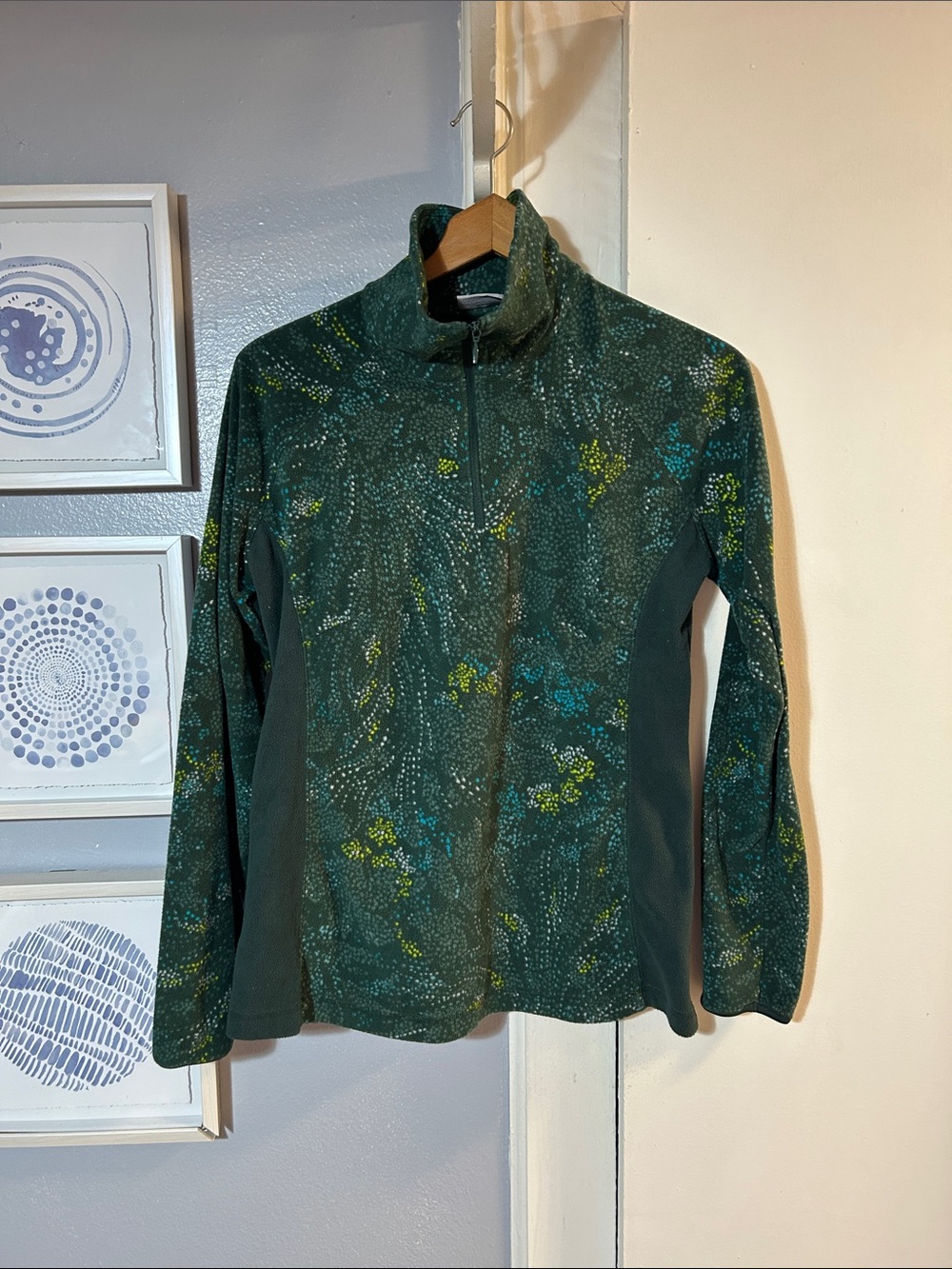 Columbia Women’s Green Patterned Quarter-Zip Pullover Sweatshirt Size L